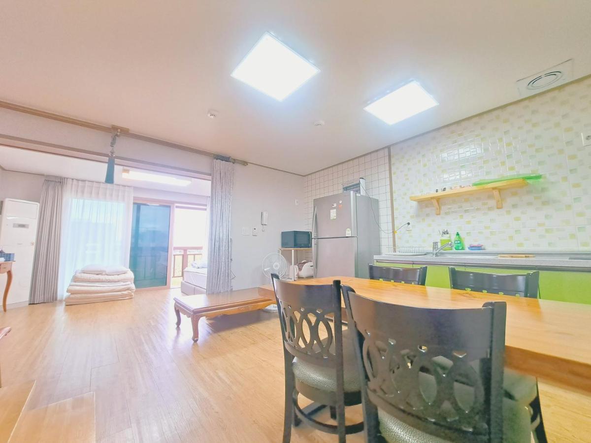 Jeju Gillime Pension Exterior photo